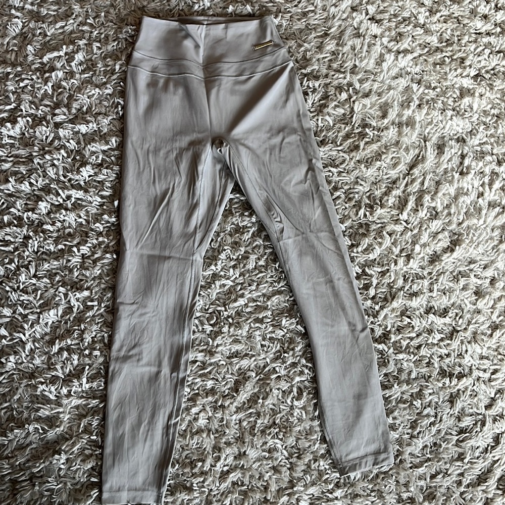 Gymshark x Whitney Simmons leggings